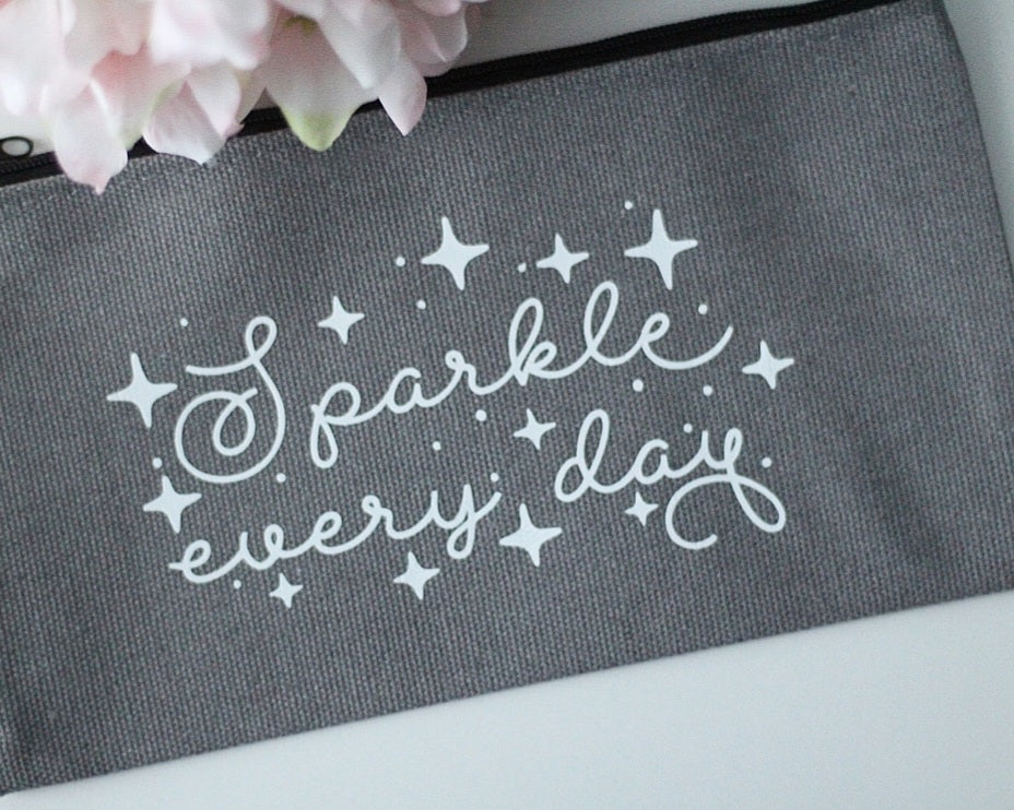 Schminktasche "Sparkle every day"