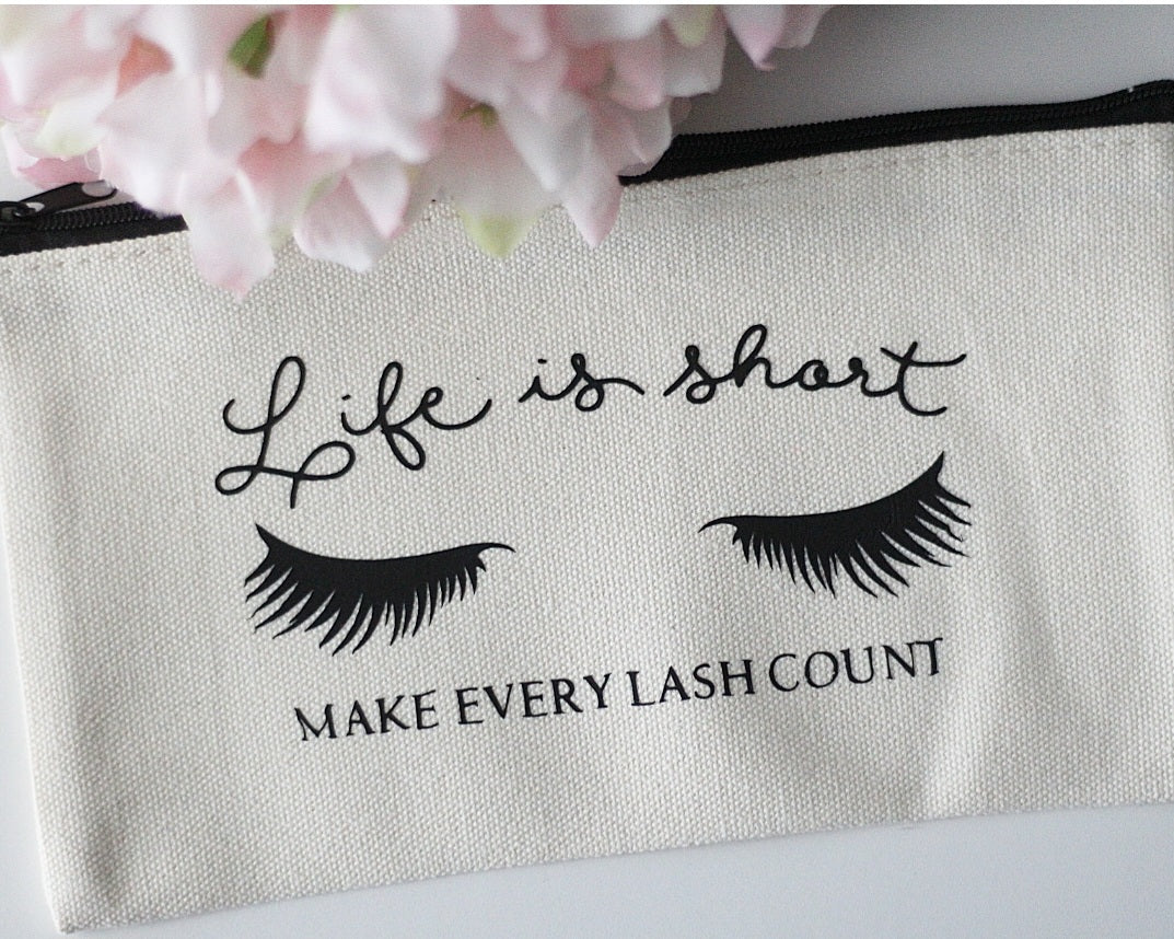 Schminktasche "Life is short"