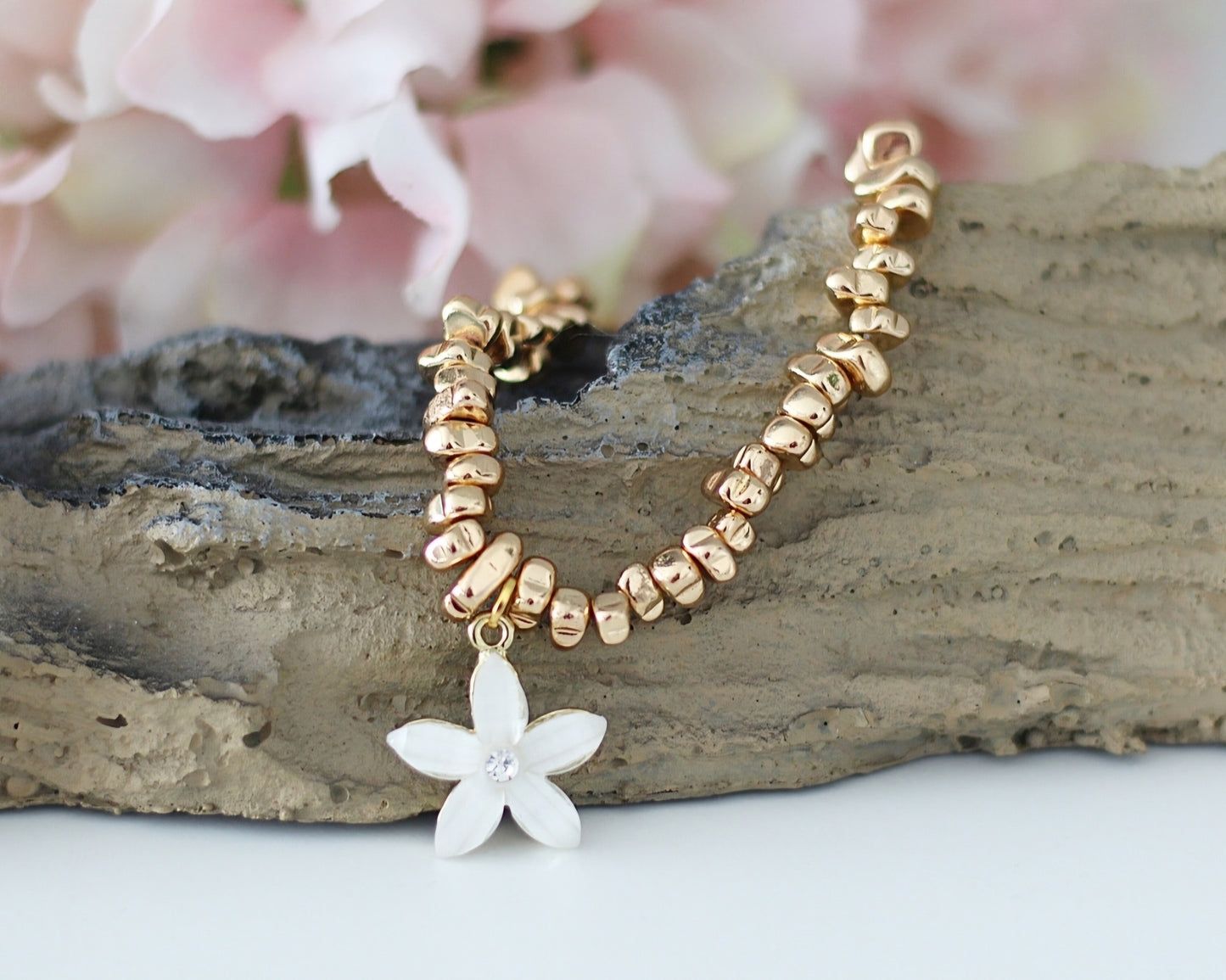 Perlenarmband Blume