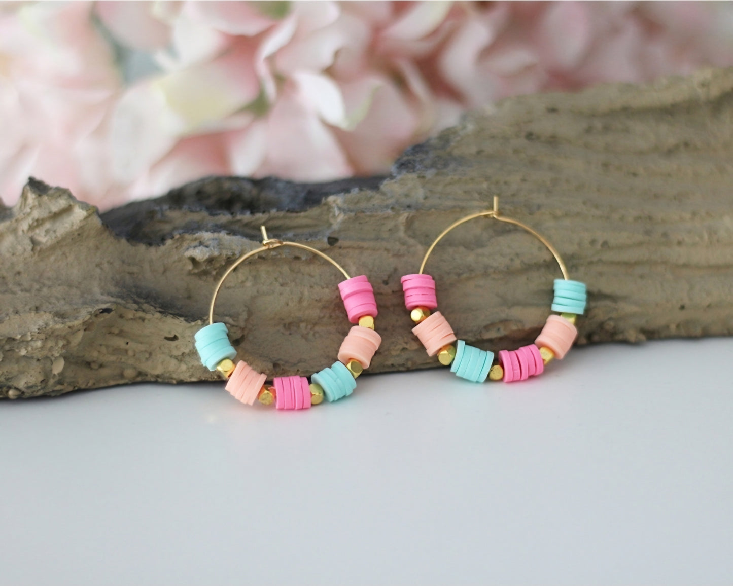 Sommerliche Creolen mit Polymer Clay Perlen