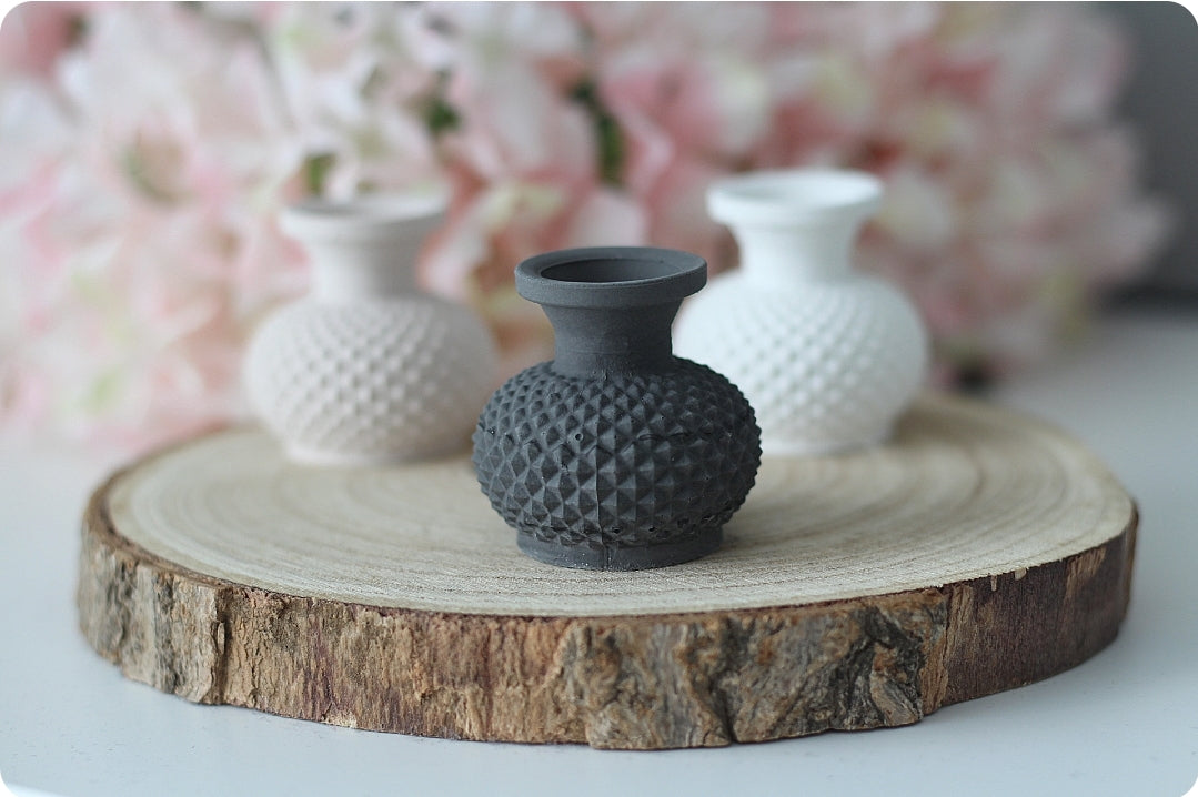 Raysin Mini Vase