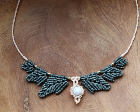 Makramee Kette - Collier  - Edelstein