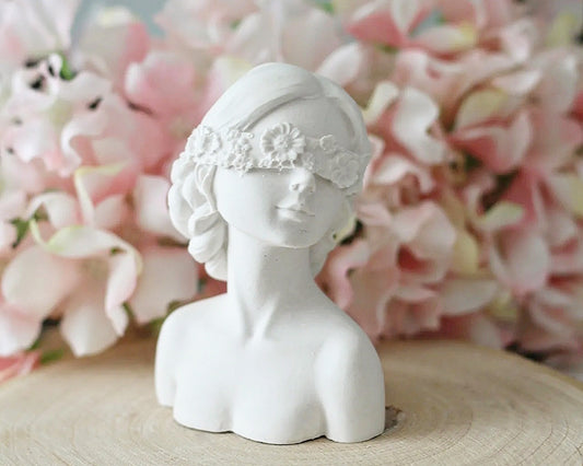 Raysin Figur Blumenmädchen