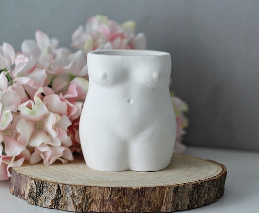 Raysin Curvy Vase