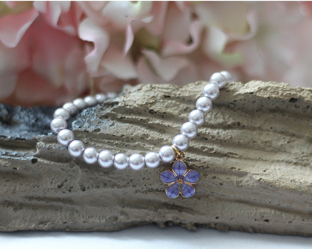 Perlenarmband Blume