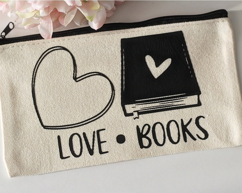 Schminktasche "Love Books"