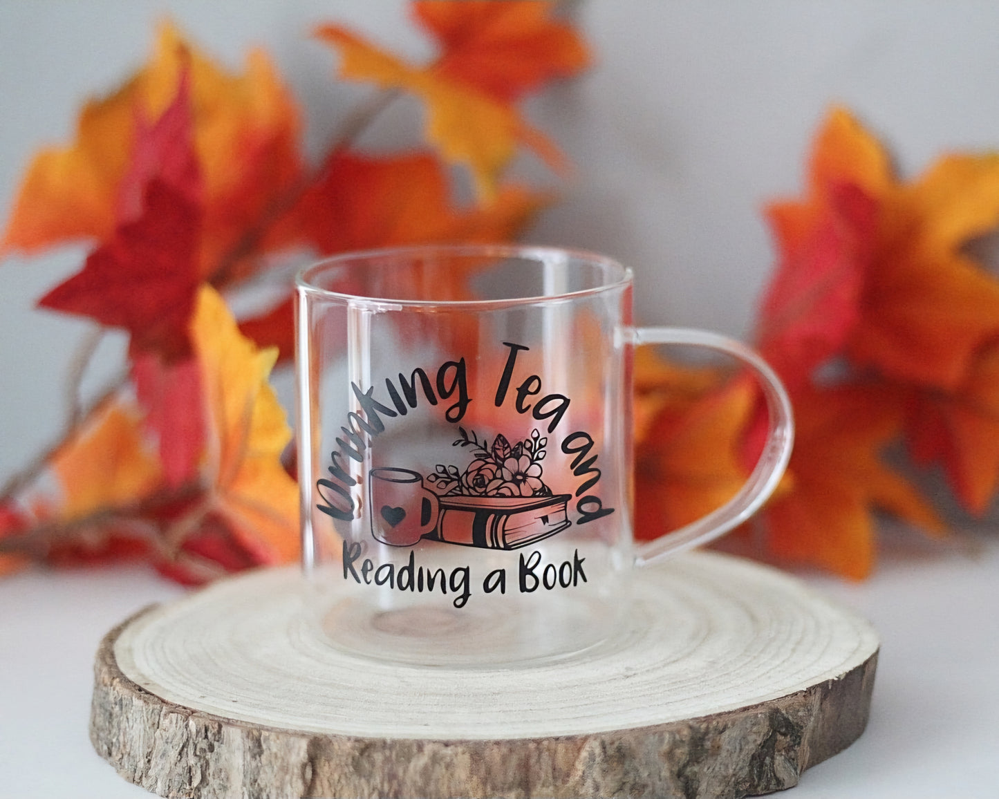 Trinktasse "Drinking Tea"