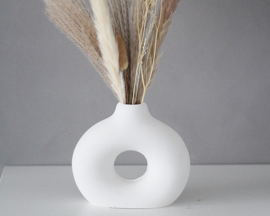 Raysin Donut Vase