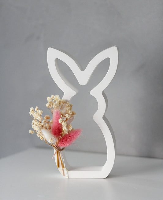 Raysin Hase mit Trockenblumen